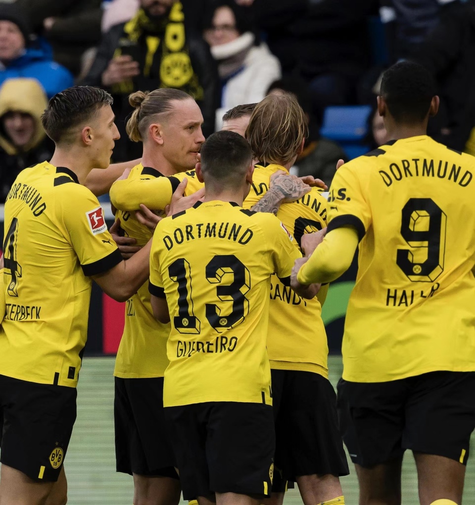 包含社区盾今晨再迎强敌；多特蒙德更衣室发声；主帅态度——媒体盛赞；轮换策略成焦点的词条开云中国区